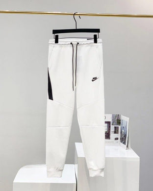 Pantaloni Nike NSW Tech Fleece black White