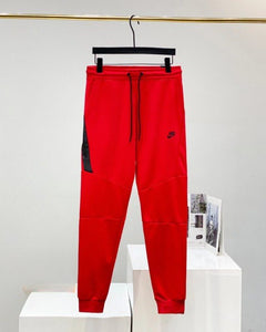 Pantaloni Nike NSW Tech Fleece red